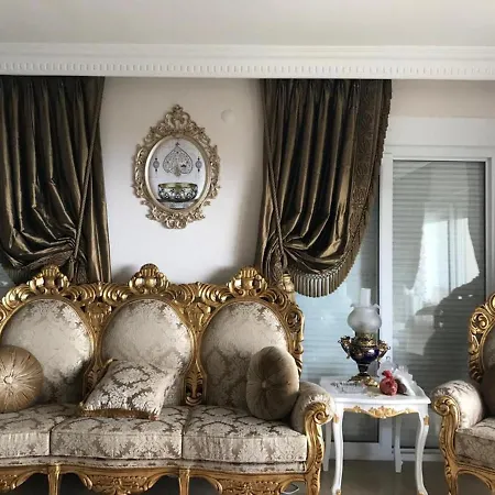 Kleopatra Nepur 5-Bedroom Villa In Alanya アランヤ
