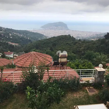 Kleopatra Nepur 5-Bedroom Villa In Alanya *